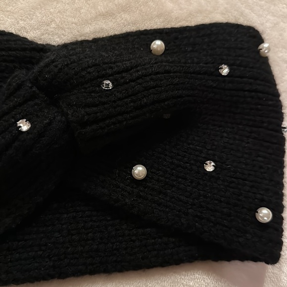 Saks Fifth Avenue black twist Pearl and rhinestone knit wide headband - Picture 4 of 10